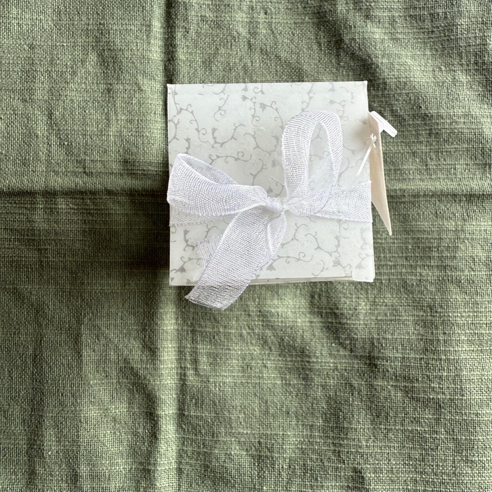 White & Gold Wedding Planner Bundle | Bride Engagement Gift Set - Picture 5 of 13
